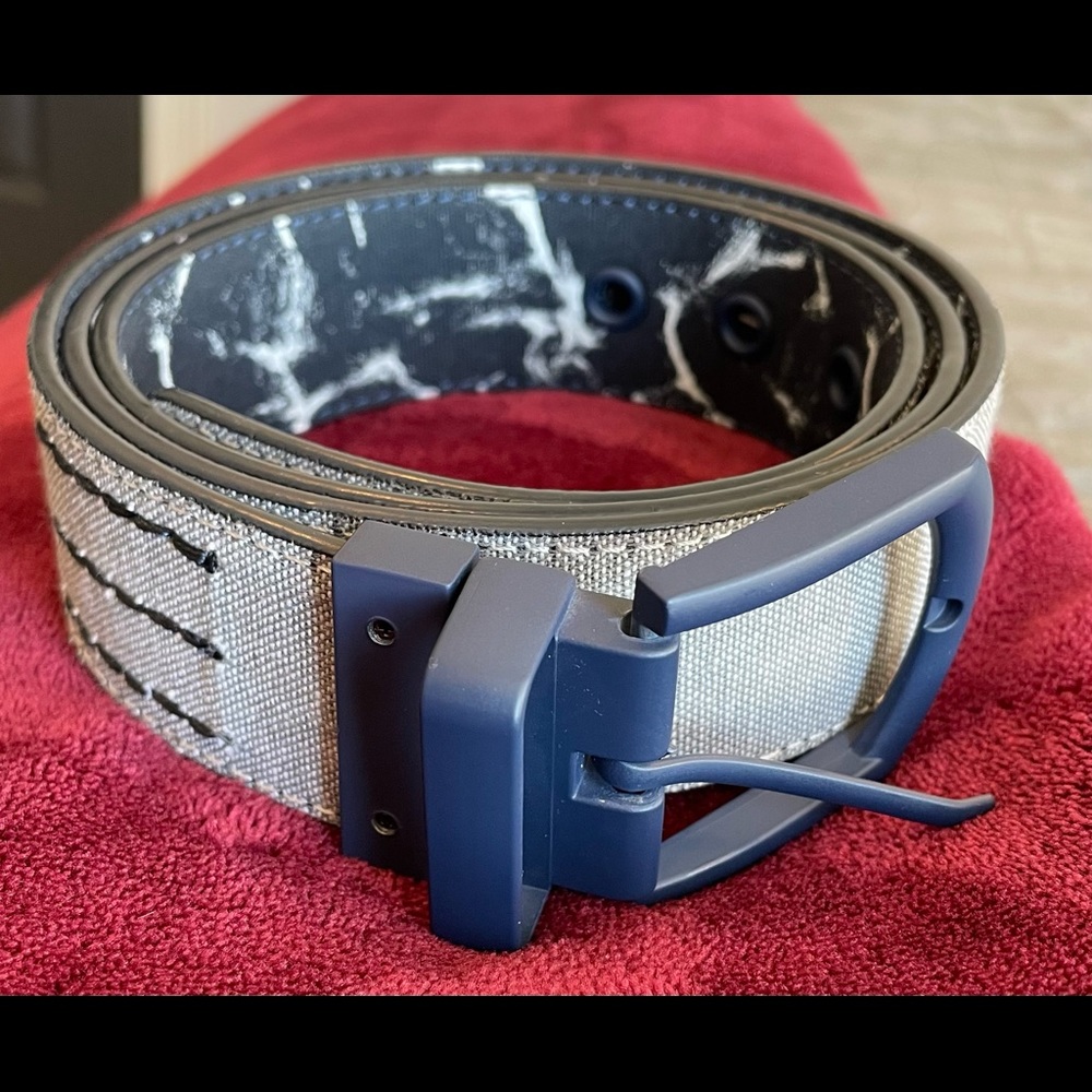 🔥🔥Travis Mathew CUATER Reversible canvas Belt size 36
